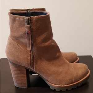 tommy hilfiger leather boots